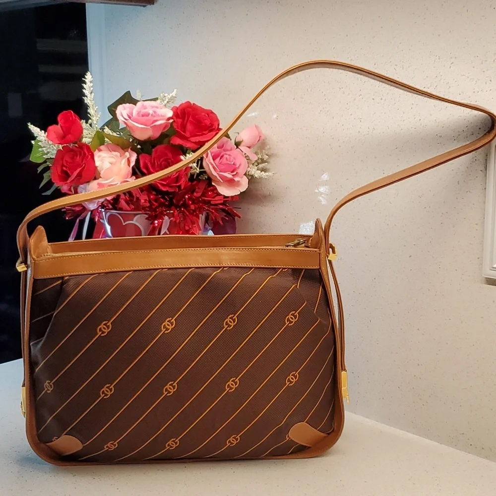 RARE GUCCI Canvas-Leather crossbody bag